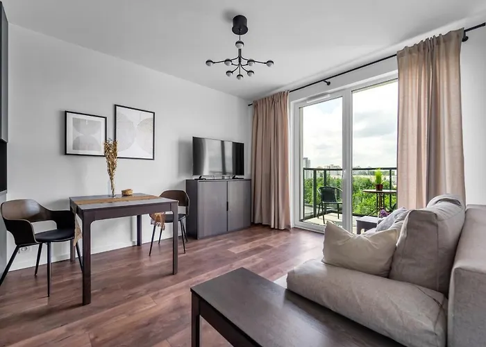 Galeria Polnocna Apt - 45M2, Parking, Balcony - By Rentujemy