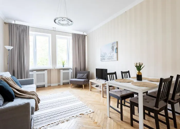 Golden Apartments Warsaw- 3 Separate Rooms - Best Location&Nowy Swiat