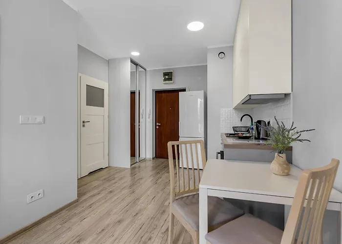 Wlochy Klinkierowa Comfort Apartment