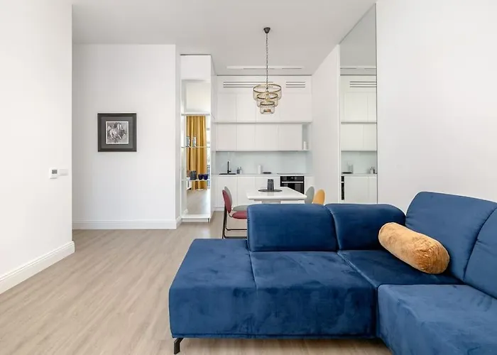 1-Bedroom Luxury Apartment Near Metro