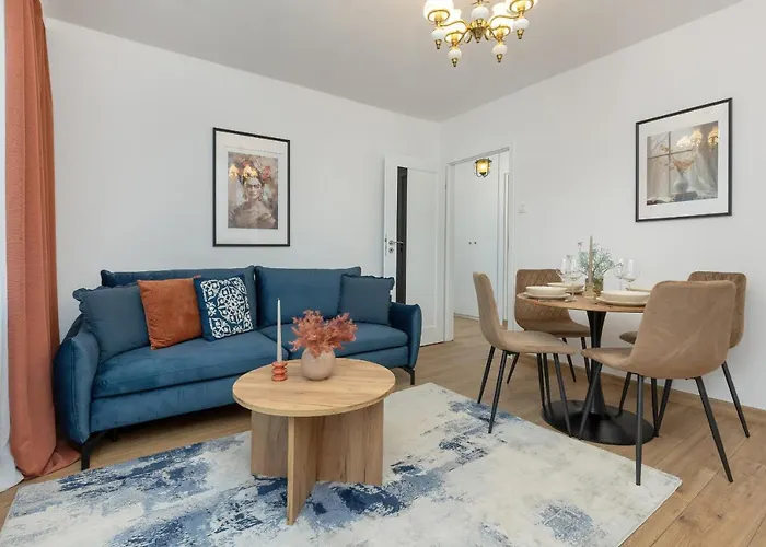 Central Warsaw Apartment Zurawia By Noclegi Renters