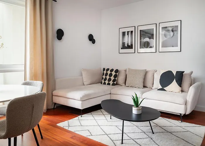 Arena Ursynow Luxury Apartment