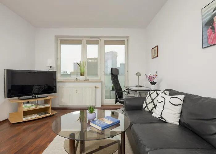 Beautiful City Apartment By Noclegi Renters