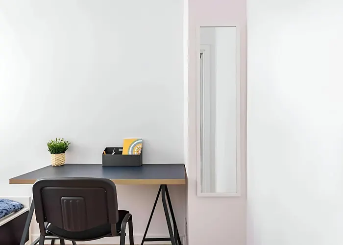 Leisure Central Zlota Lovely 2 Bedroom