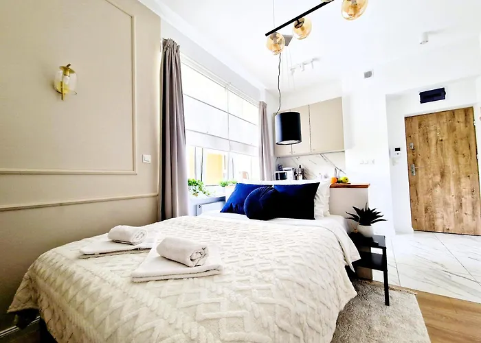J&W Apartments Grojecka Glam Flat