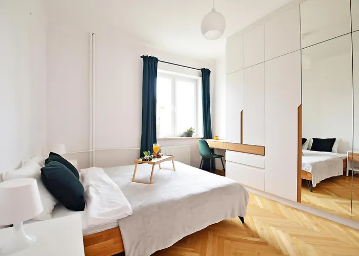 Warsaw City View Apartment - 63M2, Top Location, Workspace - By Rentujemy