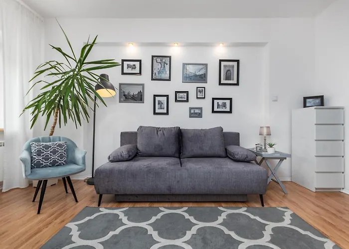 Apartment Chmielna 2 By Your Freedom