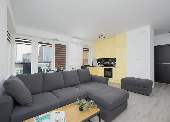 Apartament Z Widokiem Na Centrum 9 Pietro & Parking By Noclegi Renters