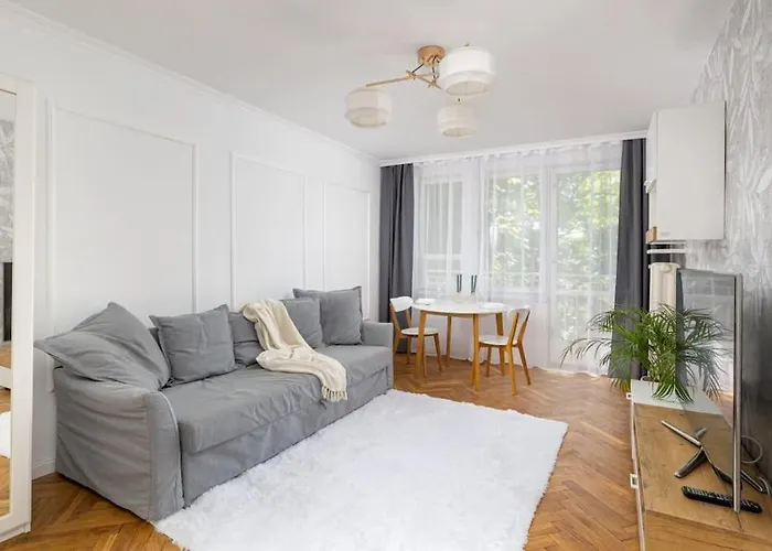 Franciszkanska Old Town 2-Bedroom Family Apartment With Bath