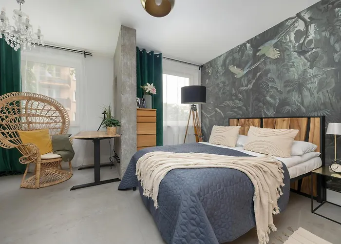 Dwupietrowy Apartament Dla 7 Osob Z Ogrodkiem By Noclegi Renters