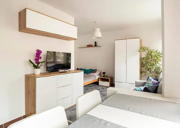 Przytulny I Cichy Apartament Blisko Centrum