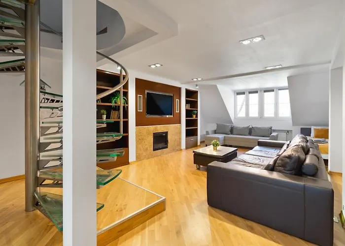 3 Floor Luxury Apartment 150 M2- Downtown View