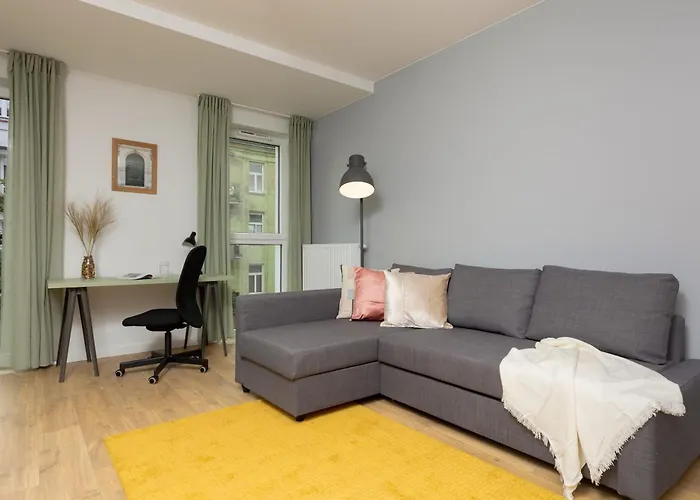 Warsaw Praga Stalowa Apartment With Balcony By Noclegi Renters