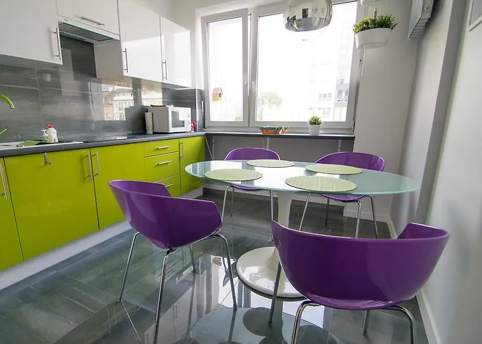 Bright Apartment Hoza
