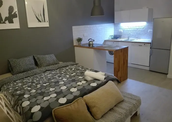 Warszawa Apartamenty Szamocka