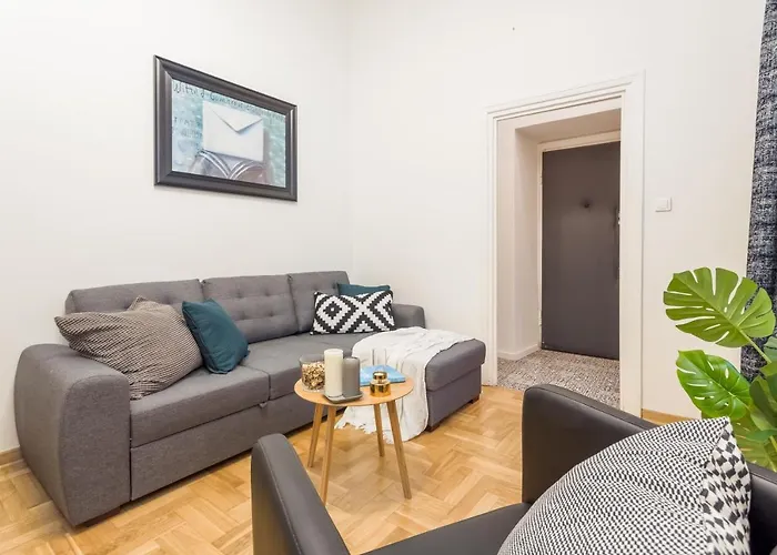 Rent Like Home - Bagatela 13