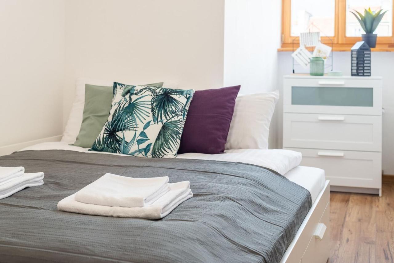 Rent Like - Rynek Starego Miasta 17 Apartament