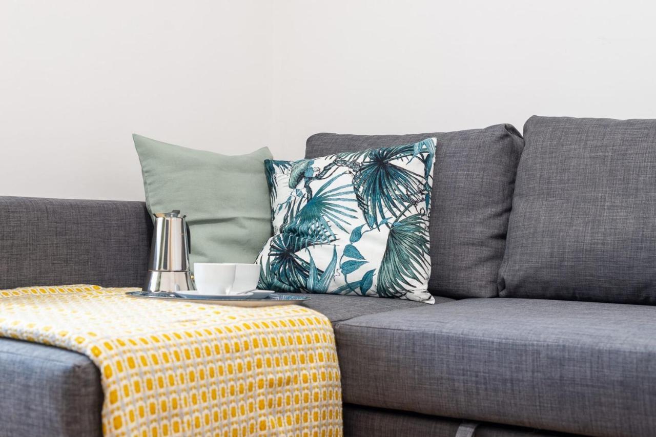 Rent Like - Rynek Starego Miasta 17 * Warszawa