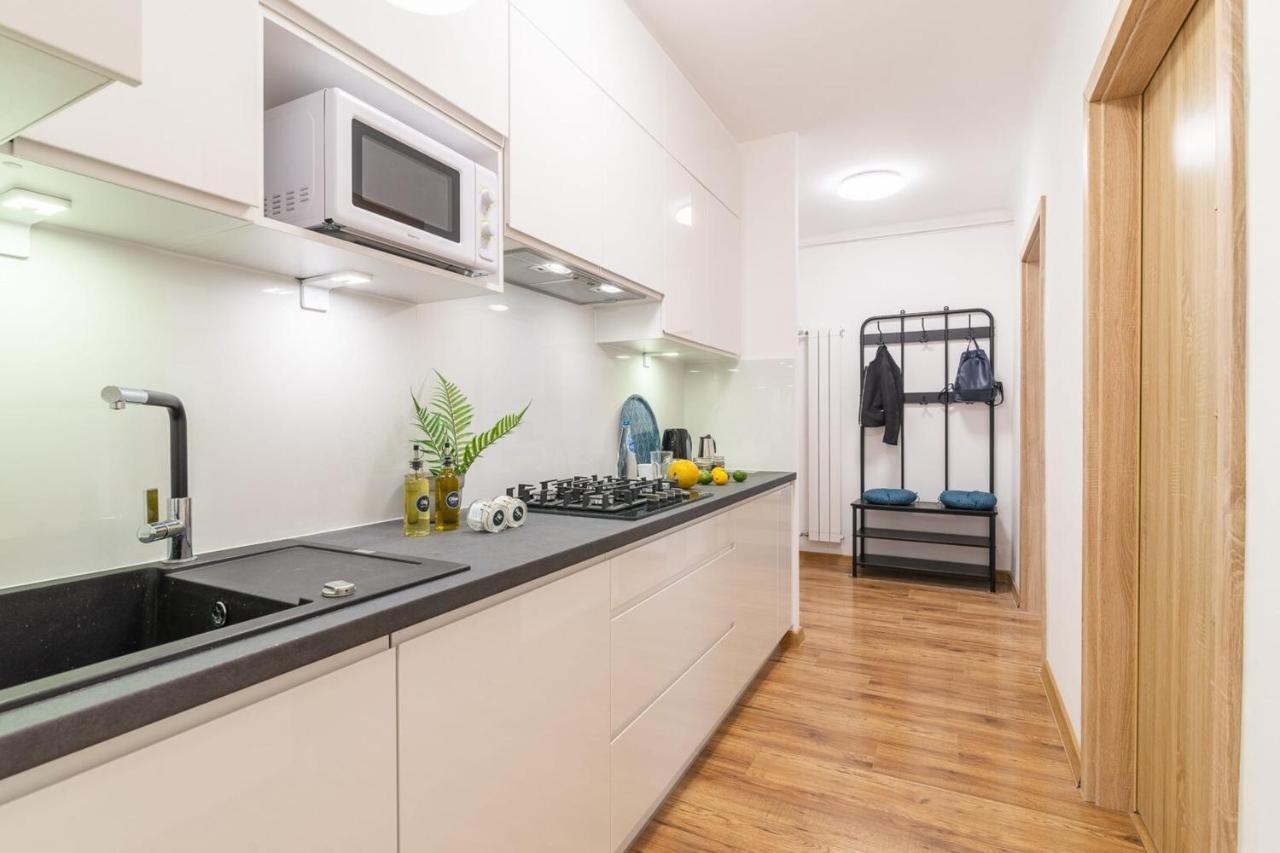 Rent Like - Rynek Starego Miasta 17 * Warszawa