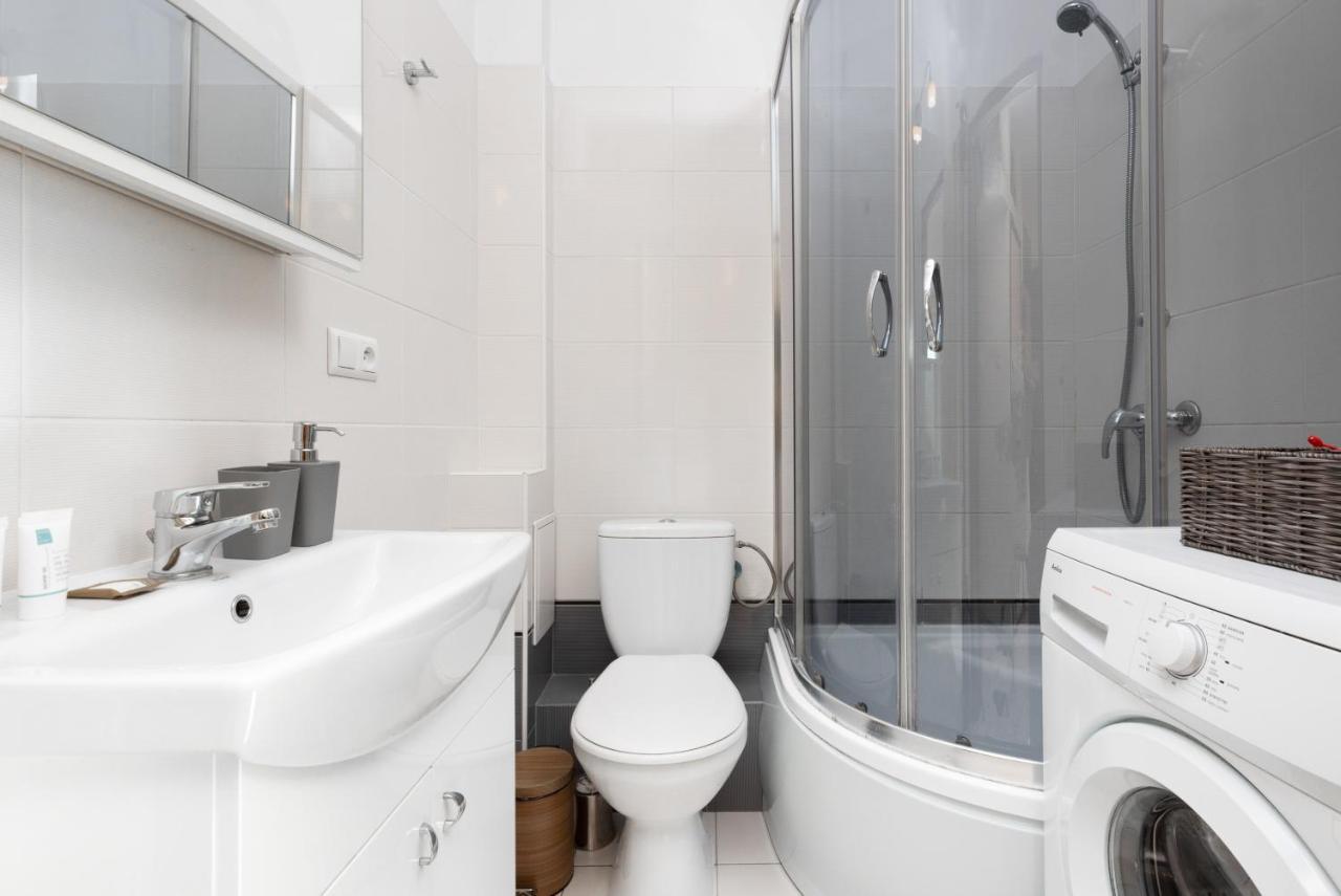 Center Krucza By Renters Apartament *