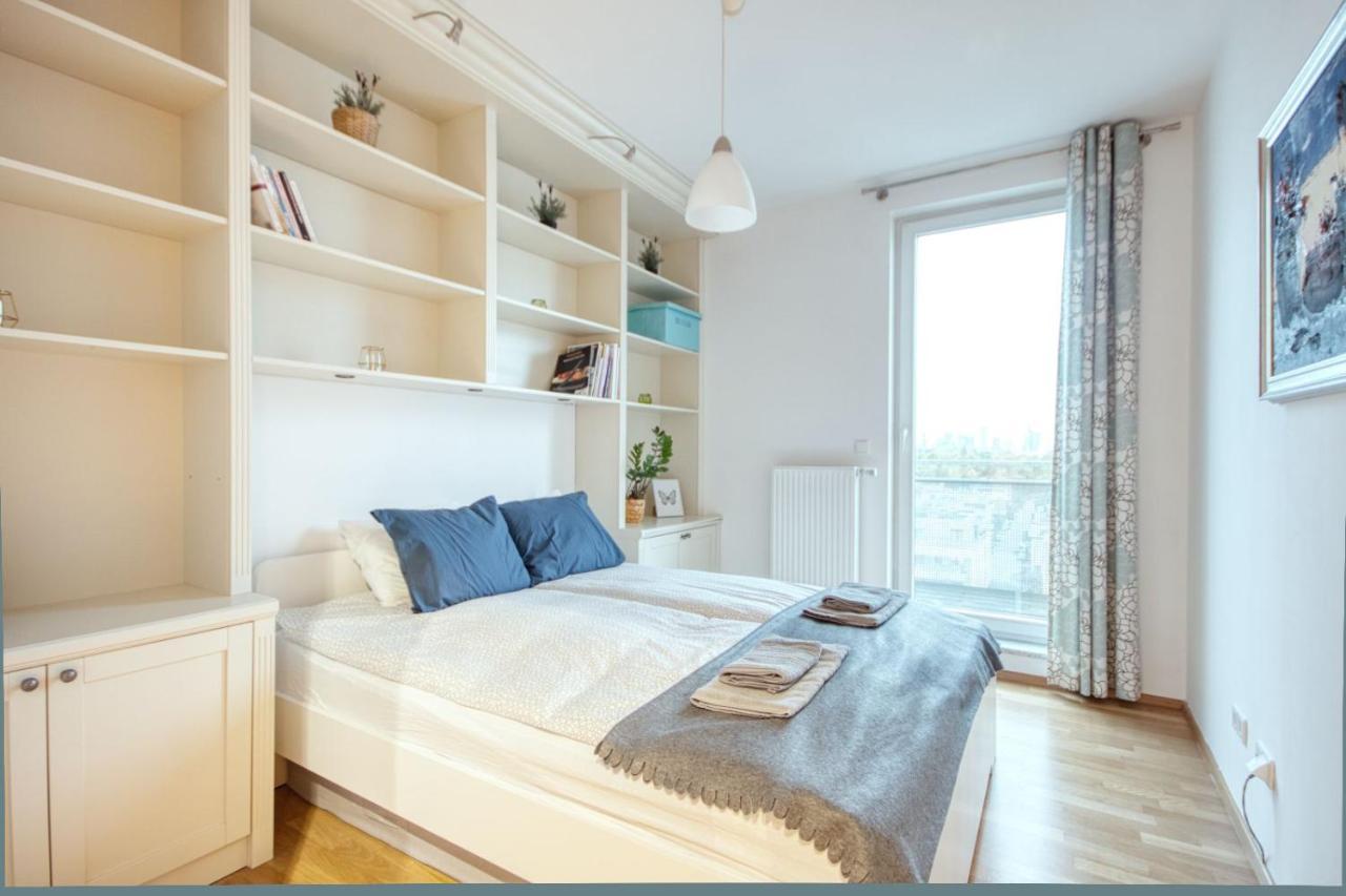 Apartment Vive Modern 3-bedroom Flat In Guarded Estate, Parking *