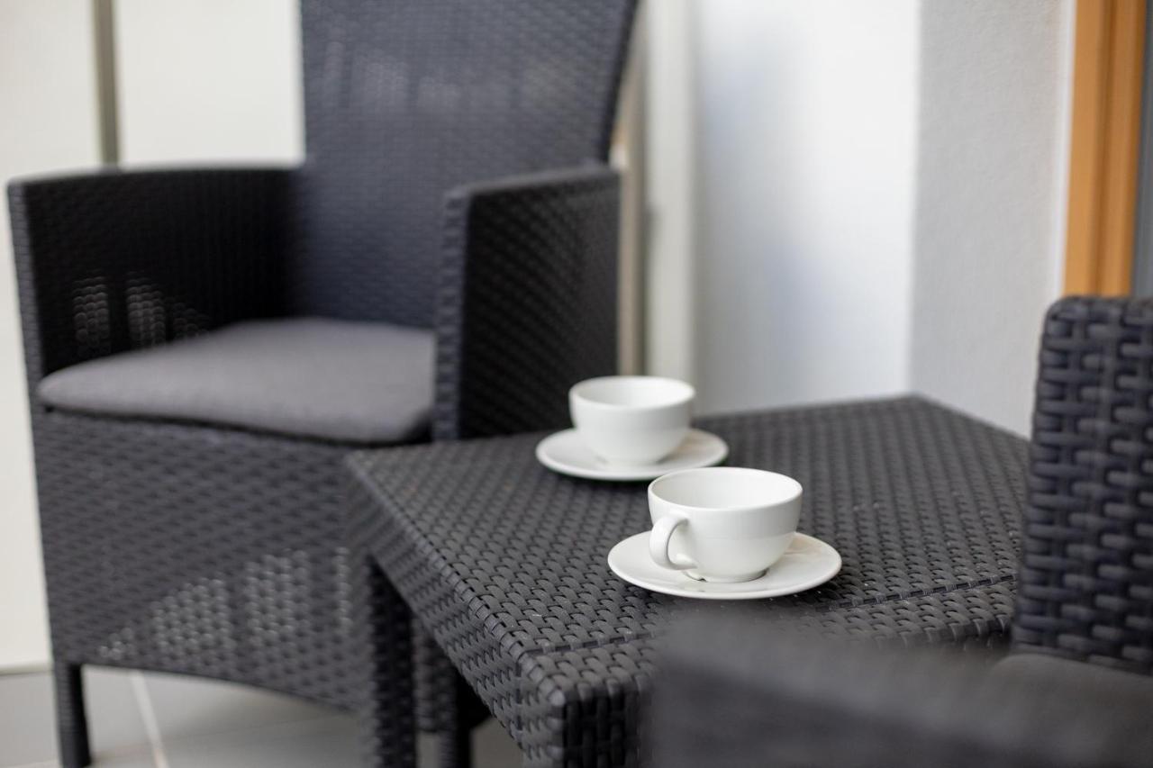 Apartamento Wilanow Gardens With Balcony Varsóvia