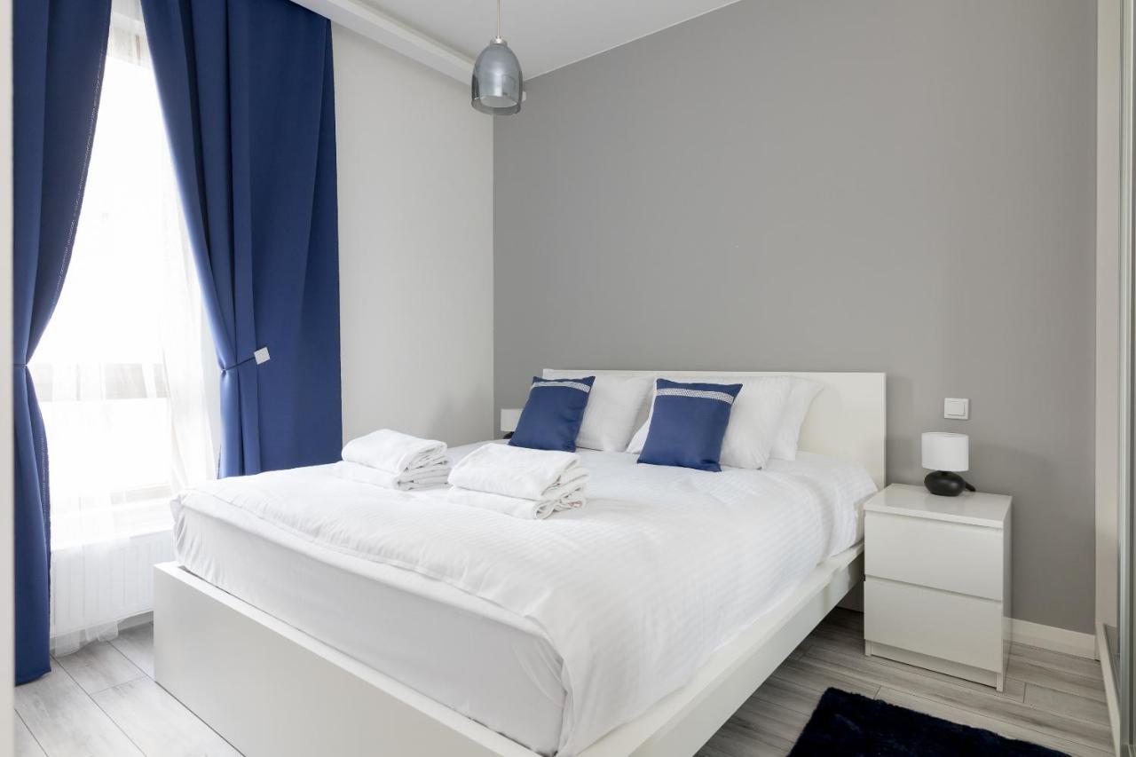 Apartamento Wilanow Gardens With Balcony Varsóvia