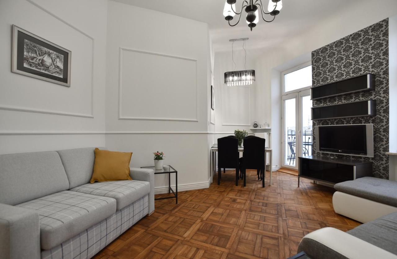 Apartment Shortstaypoland Poznanska