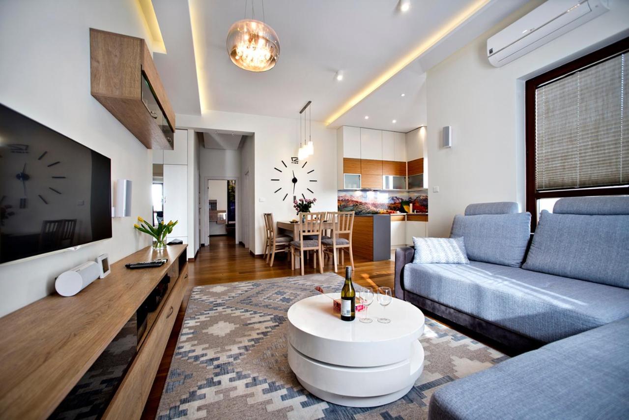 Jana Kazimierza 57 Serviced Apartment