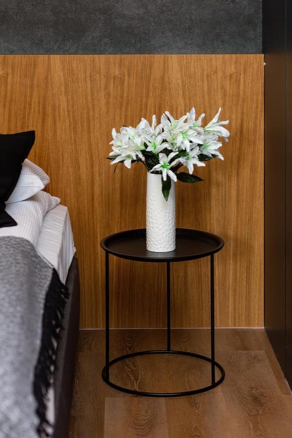 Moduo By Renters Prestige Apartment Warsaw