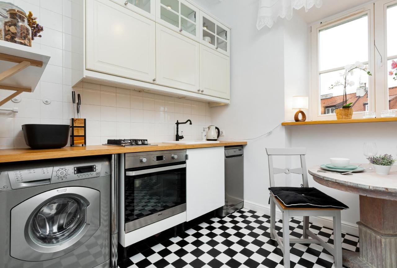 Mariensztat By Renters Apartment *