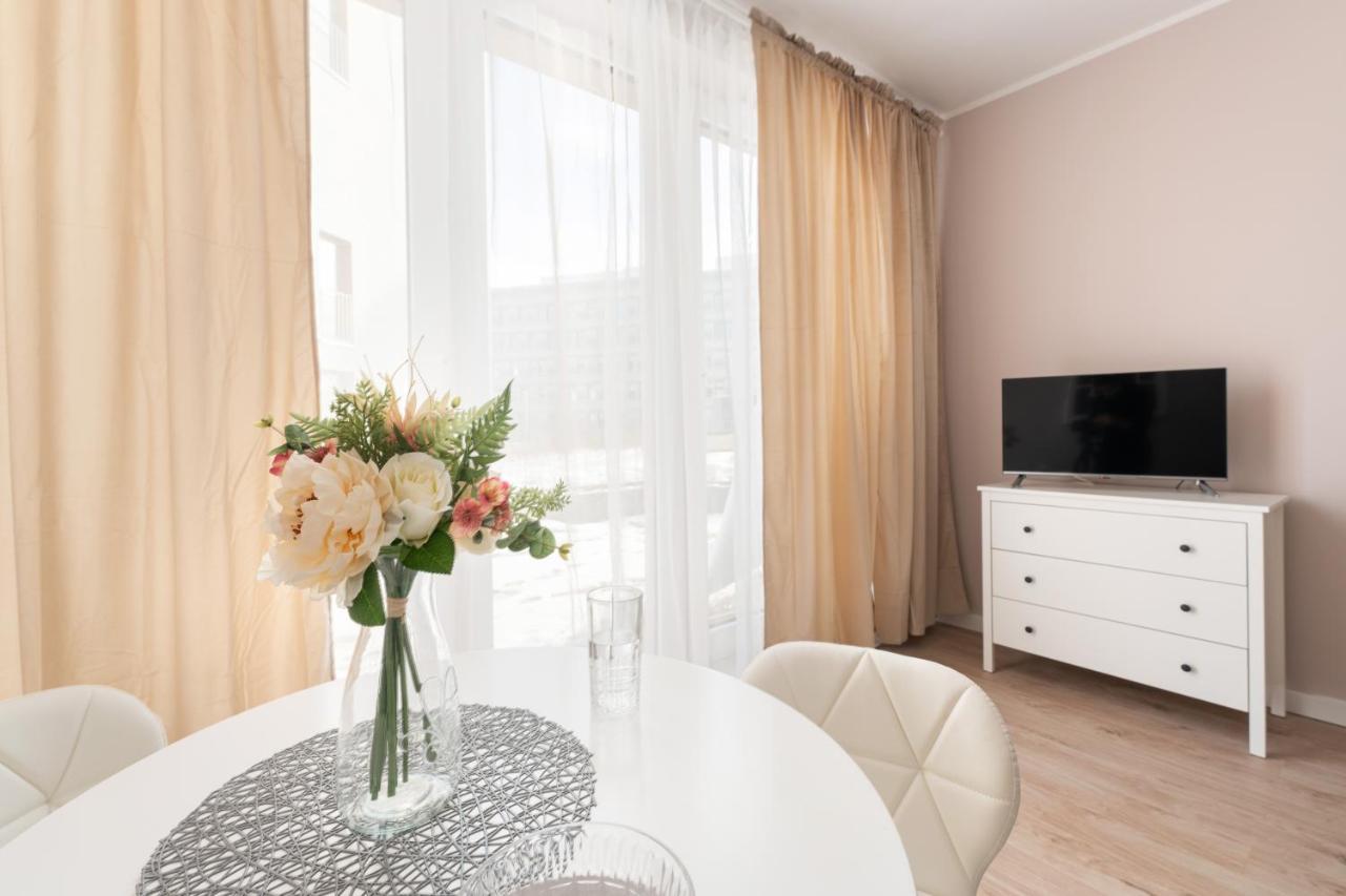 Superapart Aignera 4, Family Friendly Oasis Warszawa