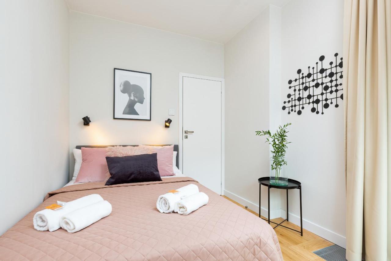 Mennica - Center By Renters Prestige