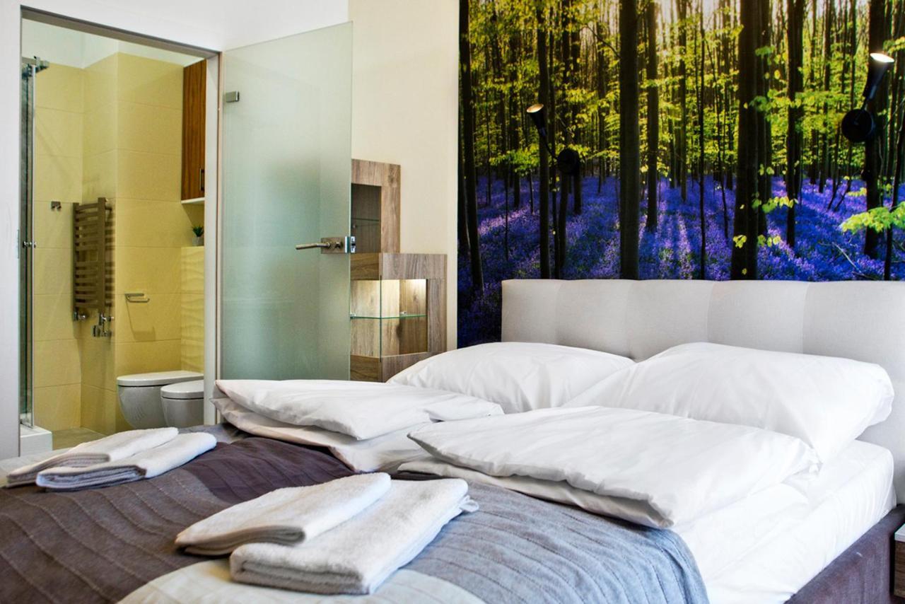 Jana Kazimierza 57 Serviced Apartment *