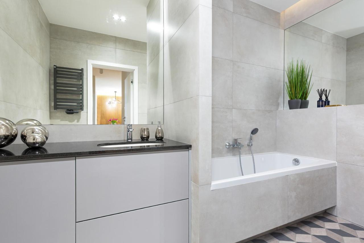 Mennica - Center By Renters Prestige * Varsóvia