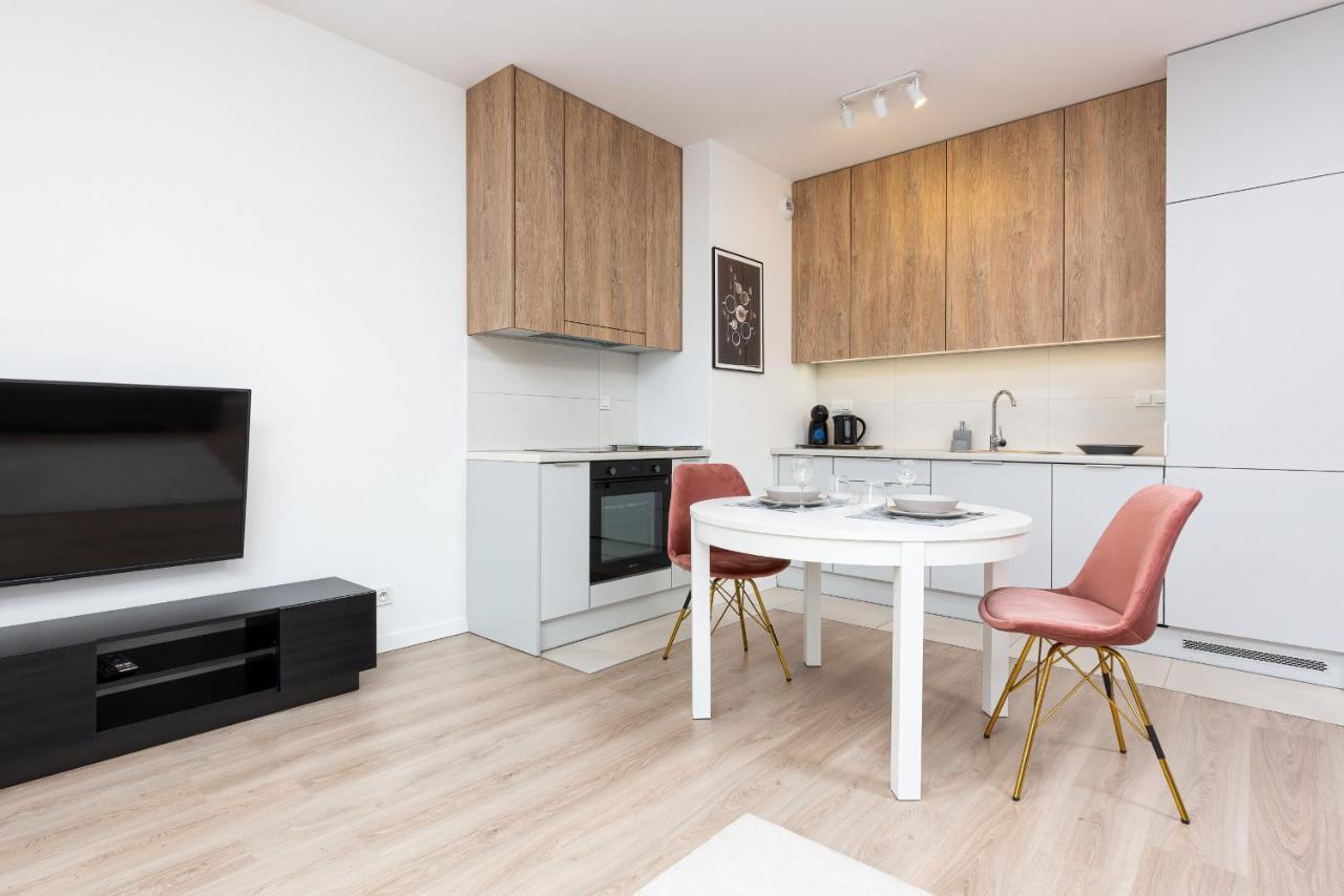 Metro Płocka Exquisite By Renters Apartament