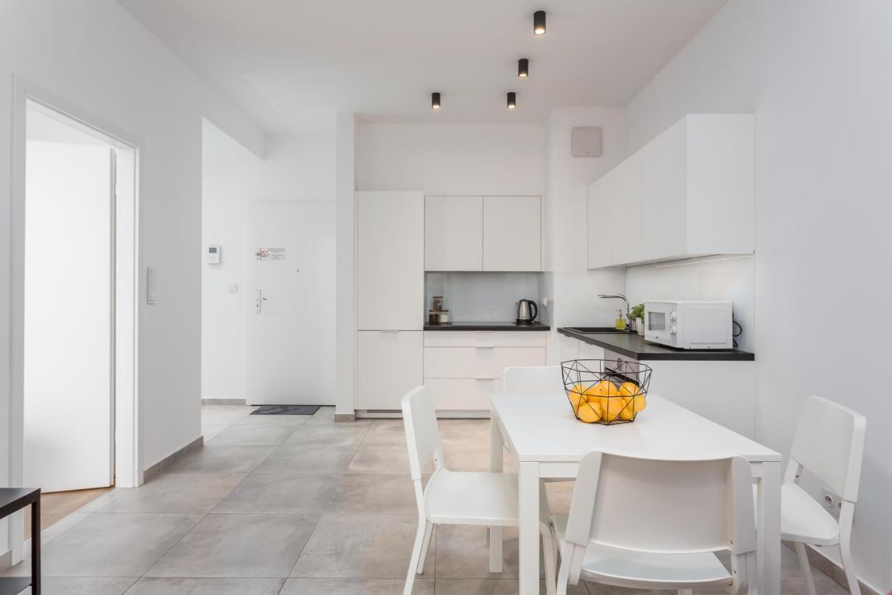 Apartament Chill Kolejowa Warszawa