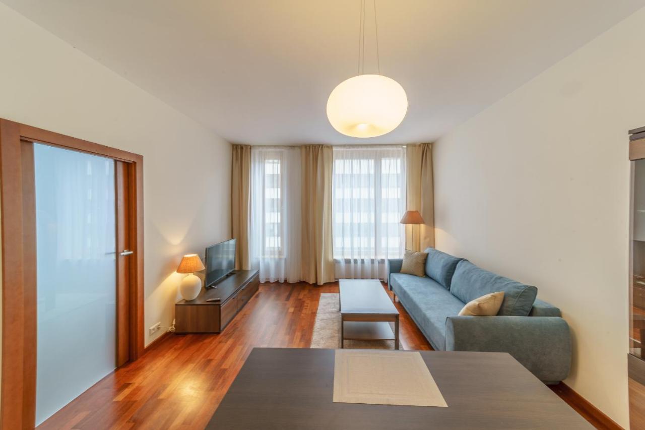 Bright And Charming- Golden Apartment- Center&s2a