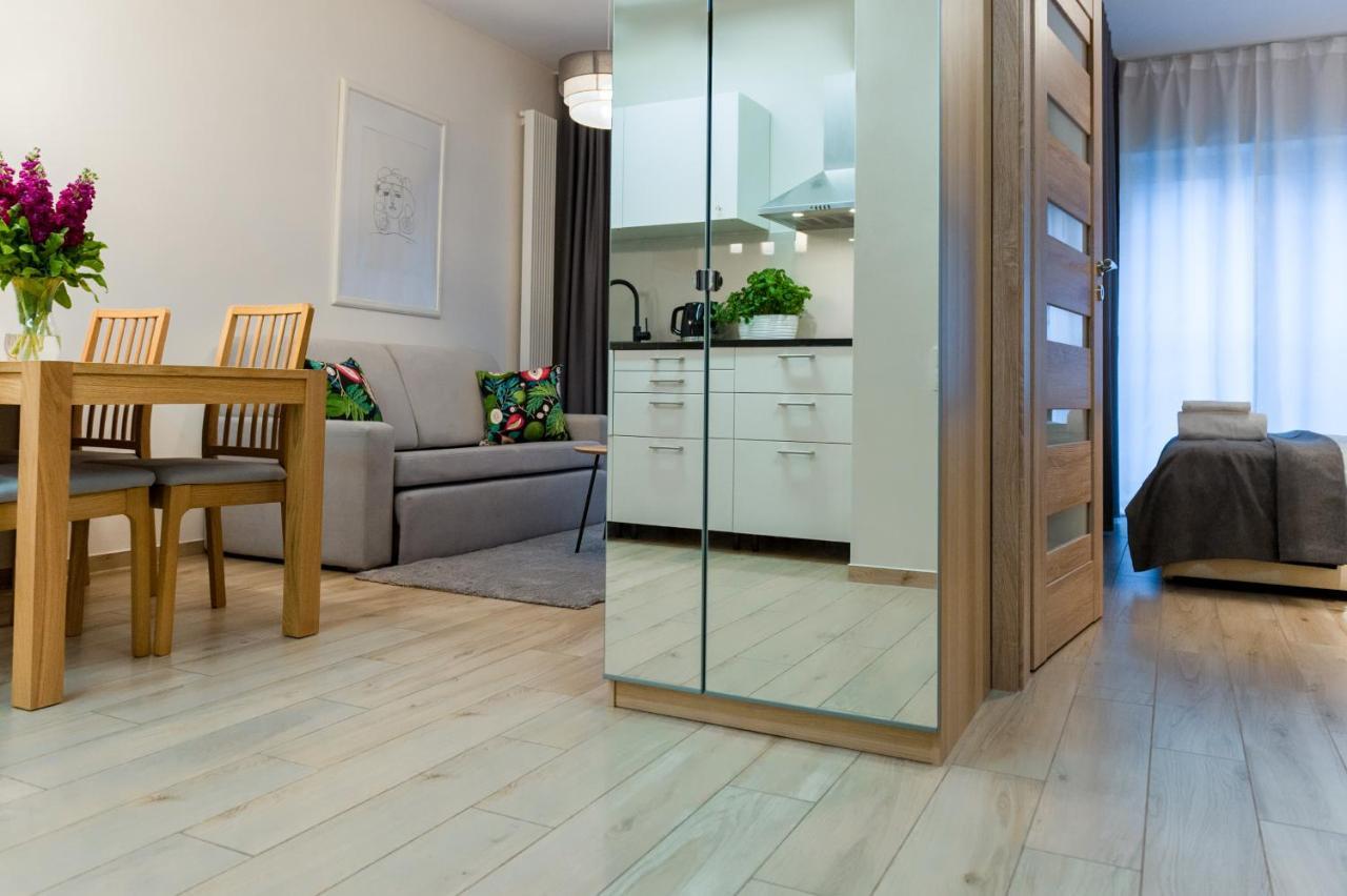Apartment Mennica Patronus Warsaw