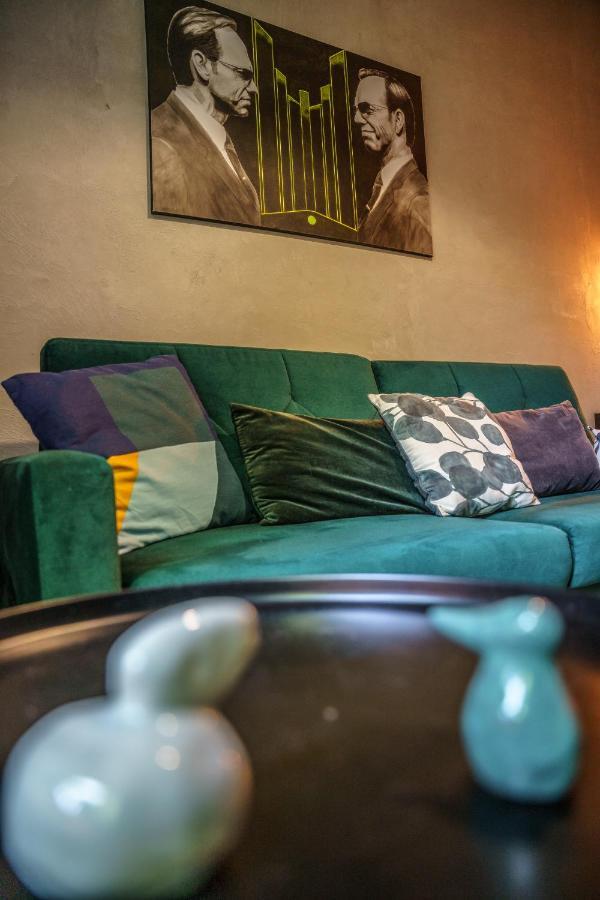 Stylish And Modern- Golden Apartment- Stare Miasto