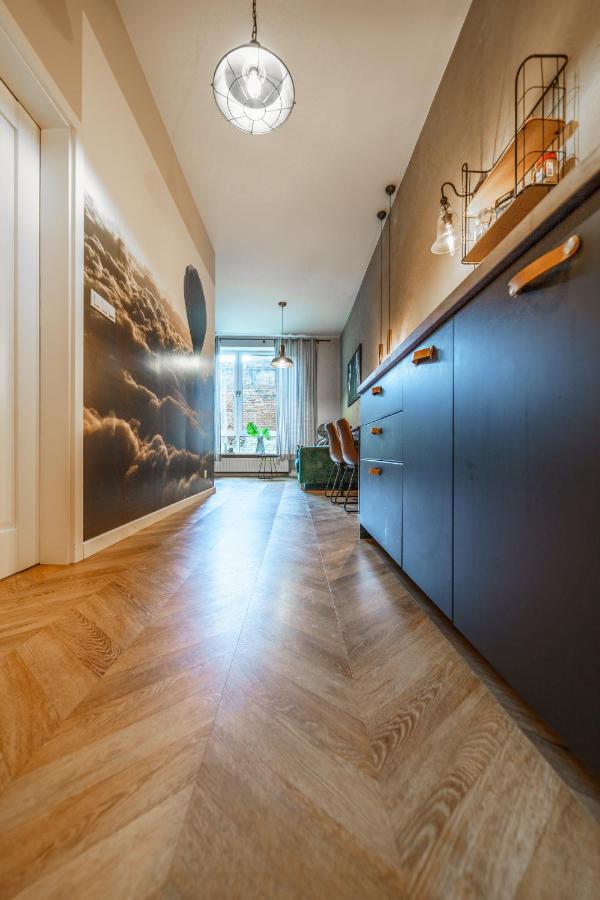 Stylish And Modern- Golden Apartment- Stare Miasto Apartment