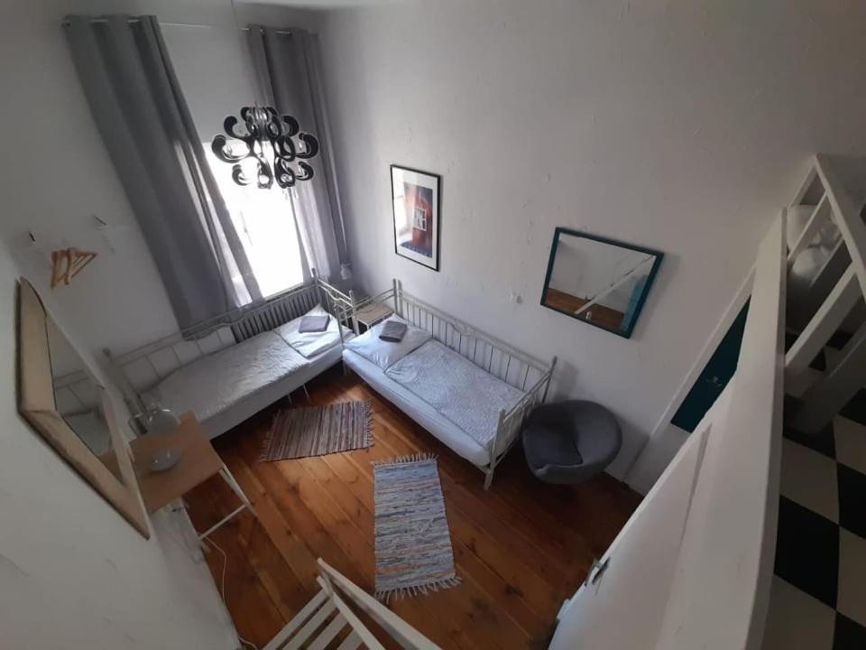 Apartment Rodzinna Przestrzen Dla 8 Osob 2 Z Lazienka I Mini Aneksem Warschau