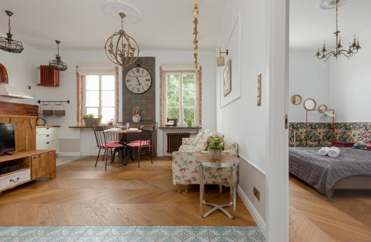 On The Square By Renters Warsaw