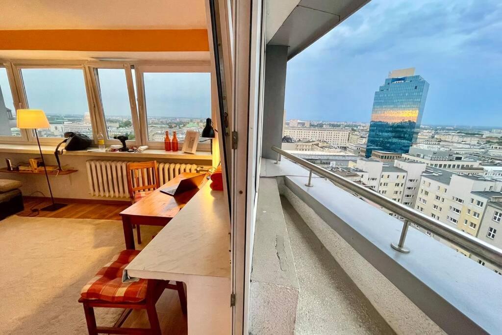 Apartament Orange Metro Fast Wifi 1gbs Big Tv Hbo Appletv Warszawa