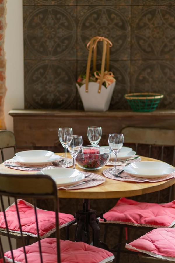 Apartment On The Square By Renters