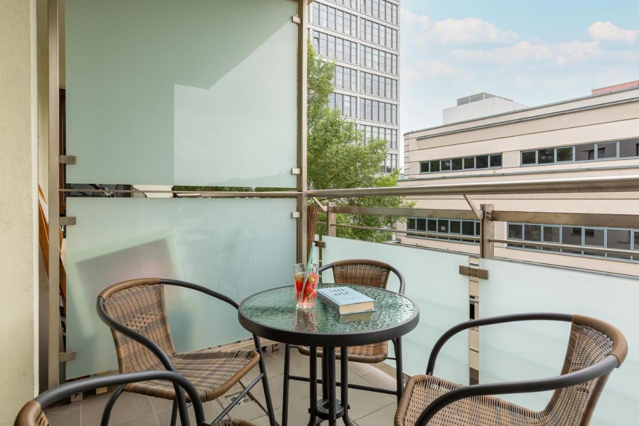 Apartamento Gieldowa 4 By Renters Varsóvia