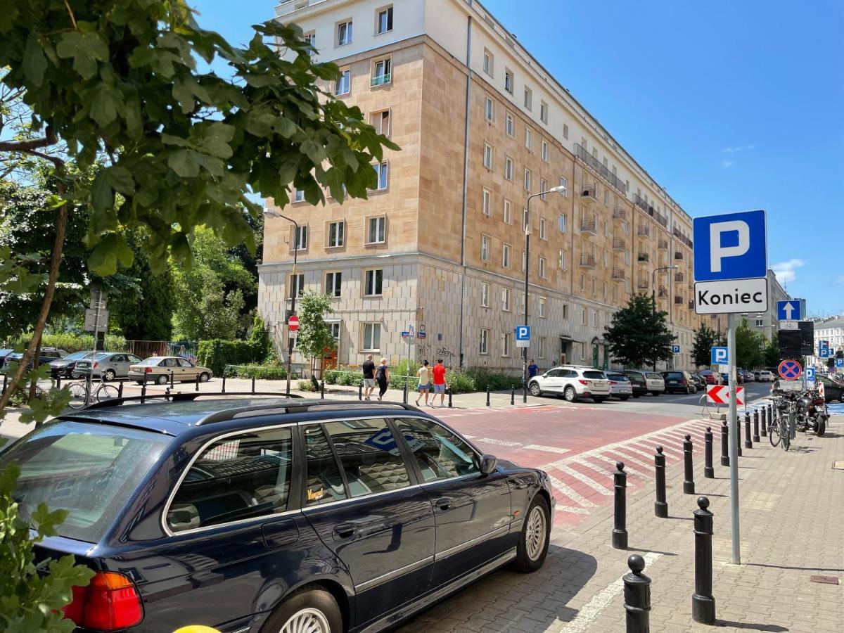 Koszykowa Latwiec * Varsóvia