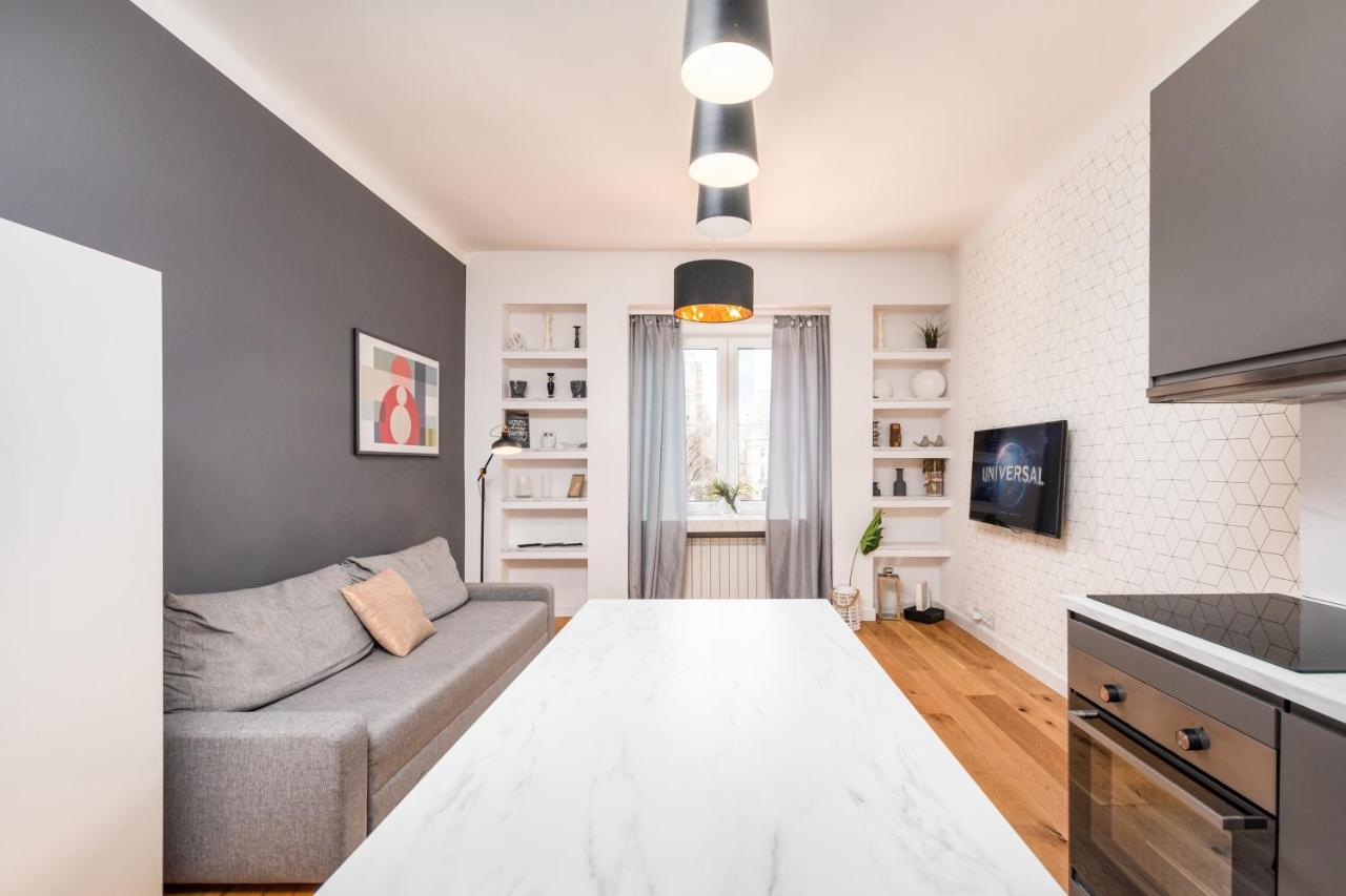 Apartment One By Your Freedom *