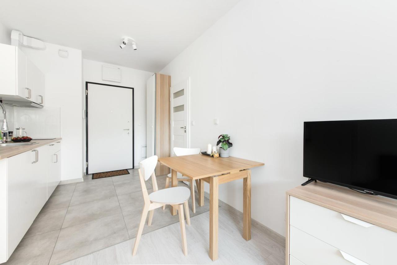 Superapart Rydygiera, Pet-friendly With Patio & Self Check-in