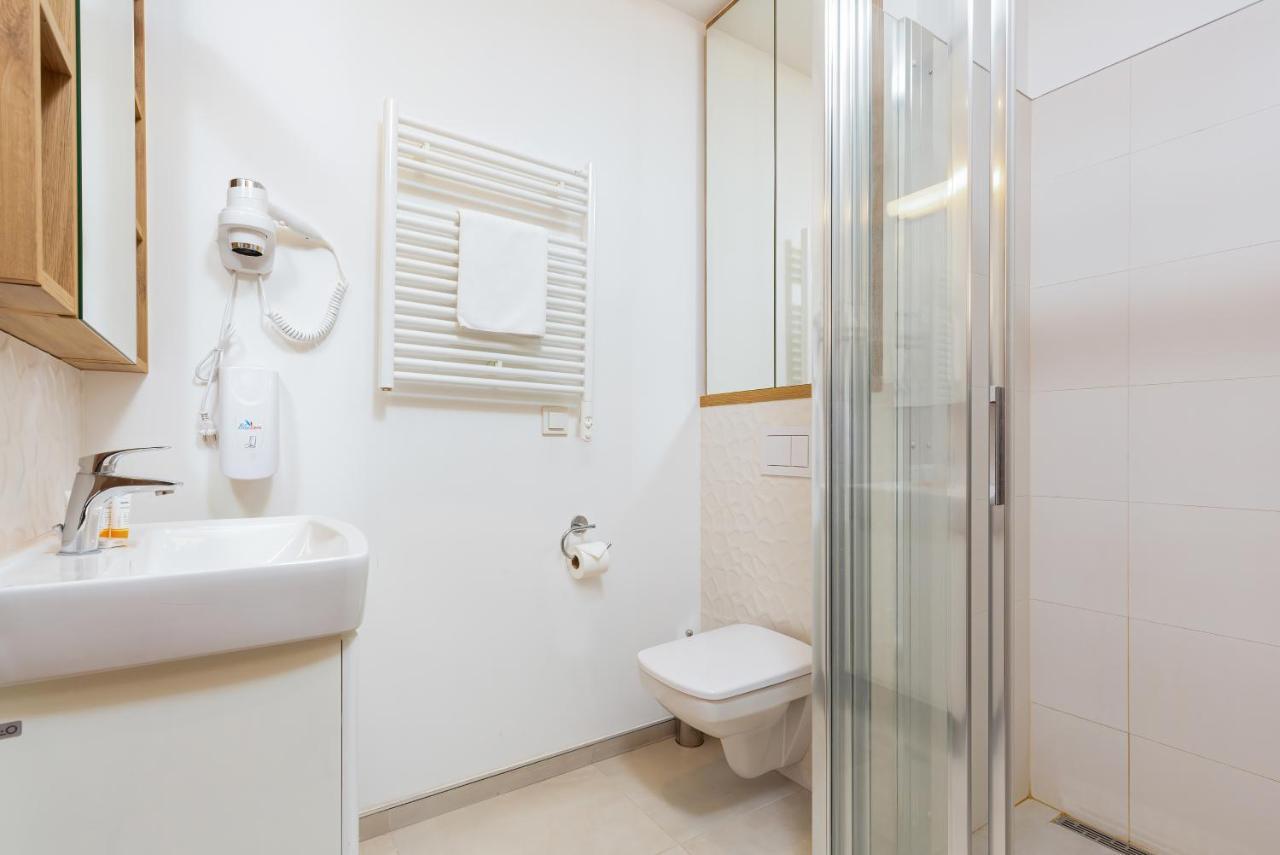 Business Wolska By Renters *